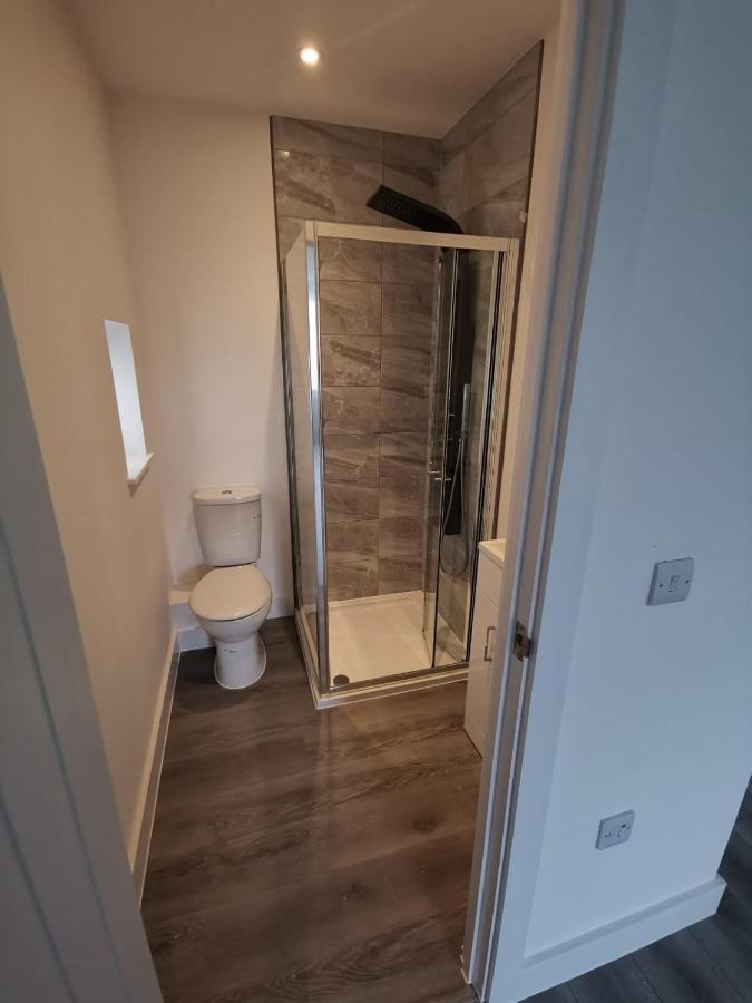 Seafront Suites - Close To Beach, Train Station & Southend Airport Саутенд-он-Си Экстерьер фото