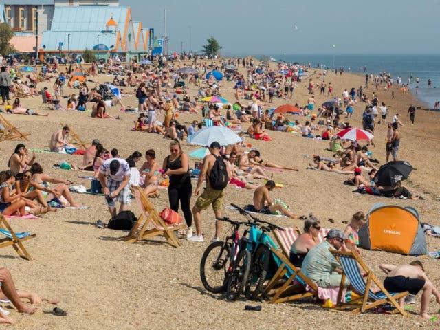 Seafront Suites - Close To Beach, Train Station & Southend Airport Саутенд-он-Си Экстерьер фото
